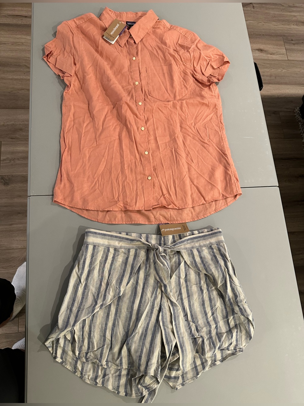 Patagonia garden island shorts (m) & lightweight ac top (L) nwt $145 retai